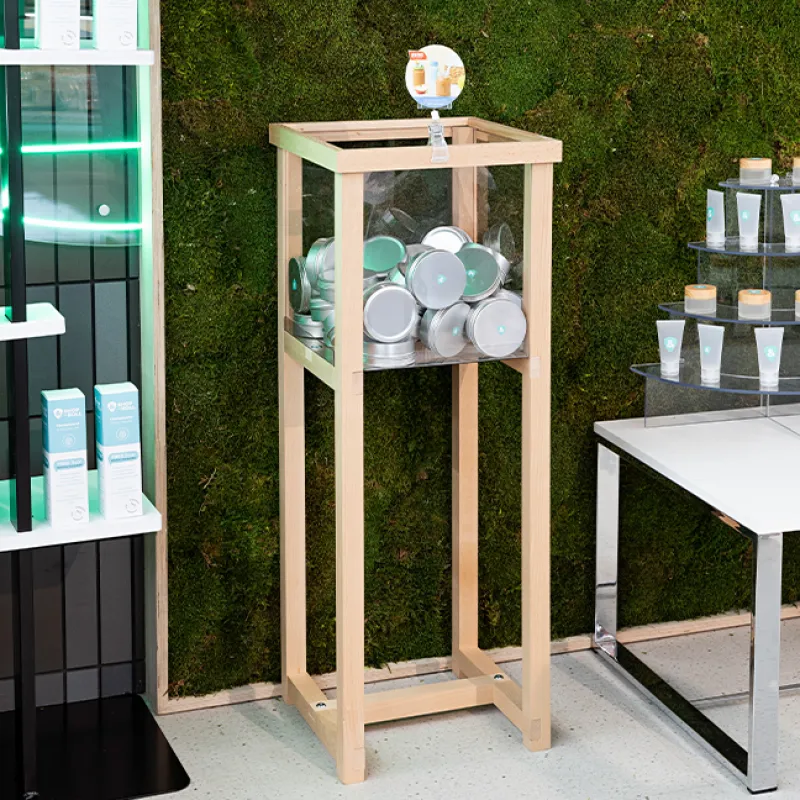 Cubo expositor con con pinza y stopper 1